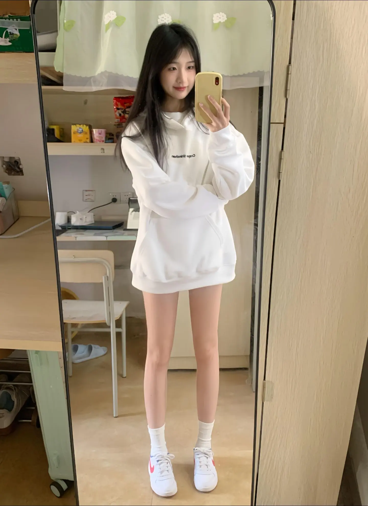 都市情感剧场：深夜食堂的邂逅与告别